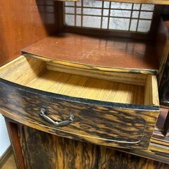 【配送料込】アンティーク家具大正後期から昭和初期の飾り棚　美品です