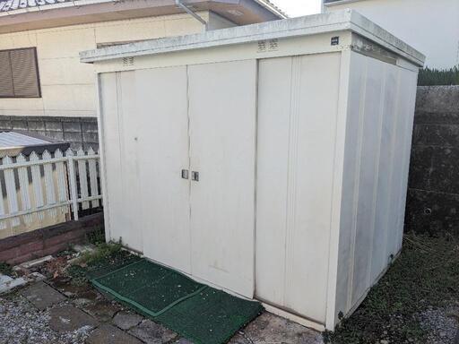 イナバ物置　取りに来れる方