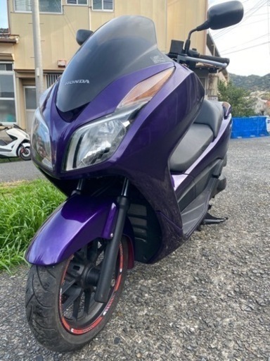 フォルツァsi. 綺麗　低走行3403km