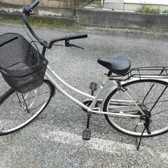 自転車　シルバー　ママチャリ