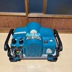 makita マキタ 常圧・高圧エアーコンプレッサー　AC400...