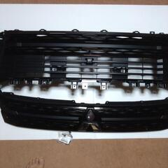 三菱デリカD5ブラックアウトグリル