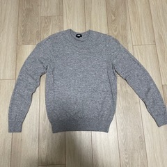 ユニクロ　カシミヤクルーネックセーター　メンズMサイズ　グレー　
