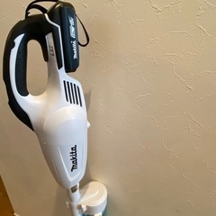 マキタ 掃除機　18V コードレス カプセル式 CL181FDZW  充電式