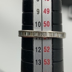 売り切れました。pt900 プラチナ900 ハーフエタニティ バゲットダイヤ 