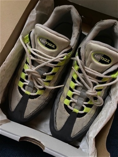 ２７㌢　NIKE AIR MAX９５❗️❗️