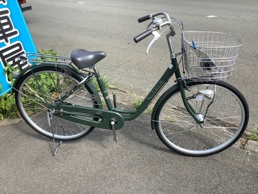新車　エステックエイト ・マッドカーキ