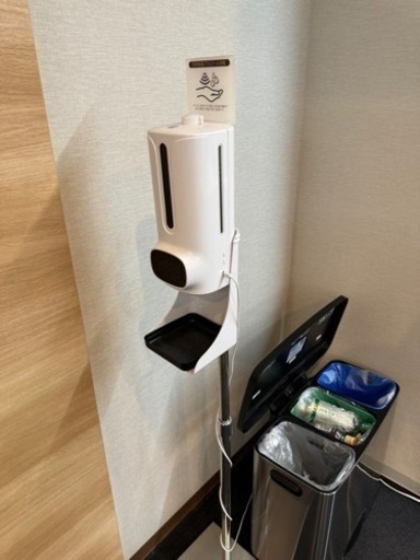 アルコール自動噴霧器