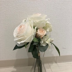【無料】バラ　造花　花瓶