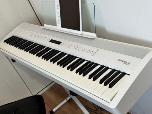 【美品】Roland電子ピアノ FP-60X 88鍵盤　ホワイト