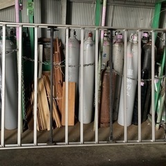 ハイエース200系 THULE製ルーフキャリア　