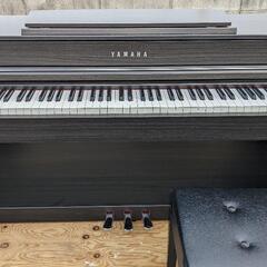 🏯岡山〜兵庫〜大阪〜鳥取市〜京都南部まで配達無料！ YAMAHA 電子ピアノ CLP-645 17年製ほぼ新品Level人気色YAMAHAの木製鍵盤 ⑯
ジモティーーが一番安い！ジモティーが一番安い！ 