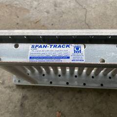 ローラーコンベア 3045 x 240 物流 運送 倉庫  