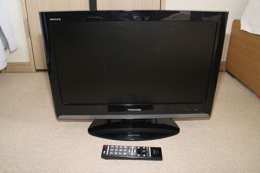 東芝　TOSHIBA 22型液晶カラーテレビ 　地デジ