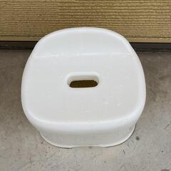 【0円】風呂場に置く椅子譲ります。