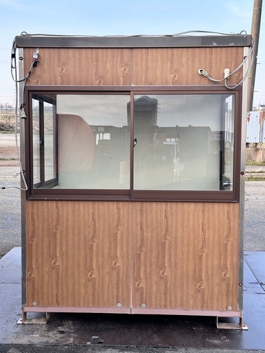 ガードマンBOX 木目調　ハウス　倉庫　イベント施設の詰所　物置にも ガードマンBOX 木目調 ハウス 倉庫 イベント施設の詰所 物置にも