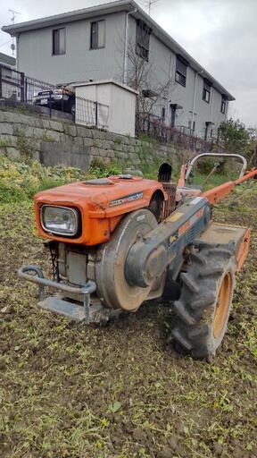 耕運機(クボタ８型)