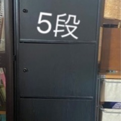 黒　扉付きカラーボックス5段