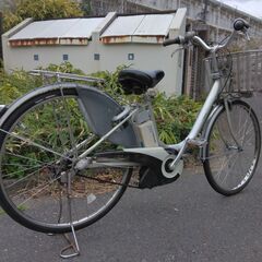 ブリジストン　２６インチの電動自転車です。内装３段ギア付です。