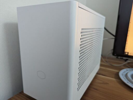【札幌】ゲーミングPC メモリ32GBのおしゃれな自作PC
