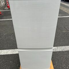 安心の1年間保証付き！Hisense2ドア冷蔵庫2022年製135L【トレファク堺 