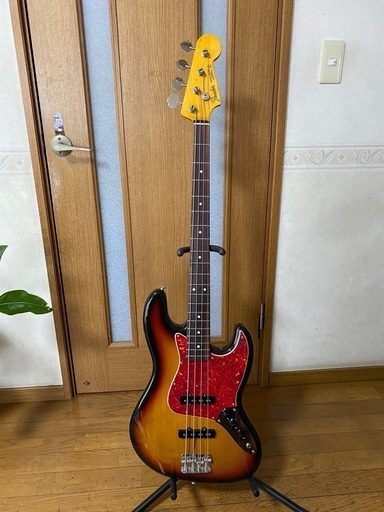 crafted in Japan　Oシリアルのジャズベース！