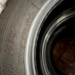 ジムニー　マッドタイヤ　車のパーツ タイヤ、ホイール