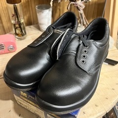 新品　安全靴　25.5cm 