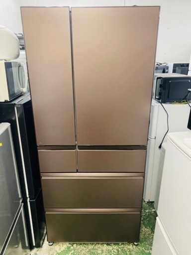 【美品】三菱 MITSUBISHI MR-WXD70G-XT1 冷蔵庫 700L フレンチドア 6ドア 除菌機能 ブラウン 2022年製 家電 キッチン家電 冷蔵庫