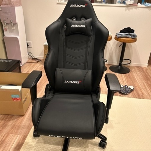 AKRACING ゲーミングチェア