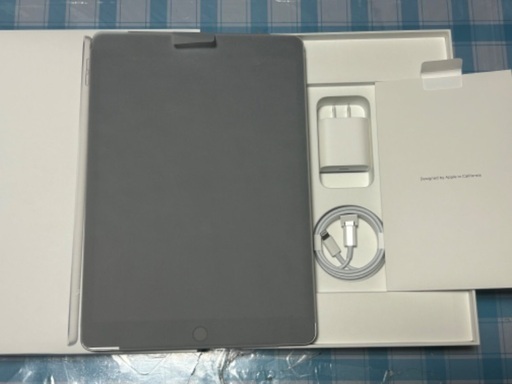最終値下げ❗️iPad第9世代 wifiモデル 64GB 極美品❗️おまけ付き