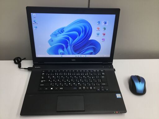 本日の目玉品【美品】ノートパソコン 15インチ　コア5・8世代搭載 高速SSD「Win11・Office2021」管理No1