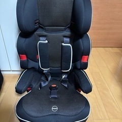 \\お早めにご覧ください//自動車用チャイルドシート　0歳〜12歳