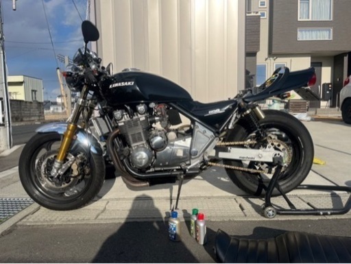 ゼファー1100