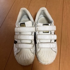 adidas   スニーカー　21センチ