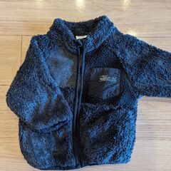 【美品】BREEZE　黒フリース90