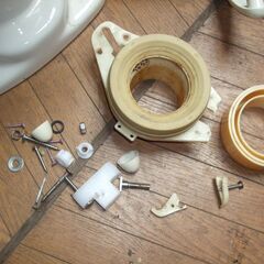 アサヒ衛陶 水洗トイレ C848　シャワートイレ付き