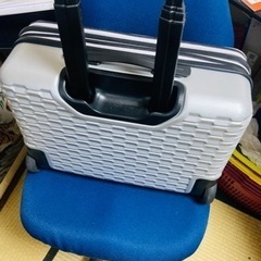 ジャガーディーラー限定販売品　スーツケース　1回使用