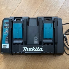 マキタ　2口　充電器