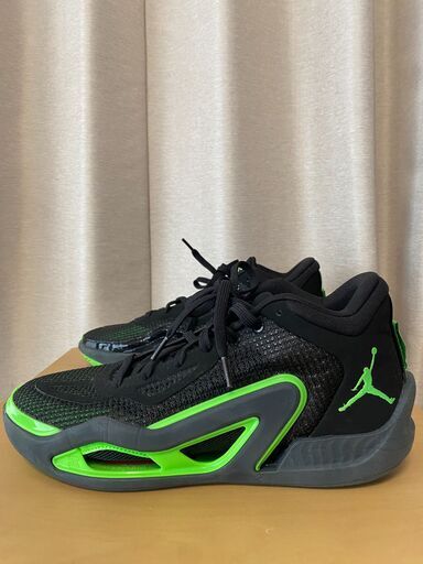 バッシュ　NIKE　JORDAN　TATUM１(テイタム)