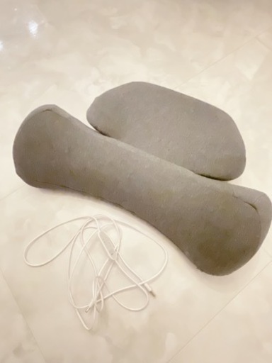 首を40度で温める枕　ほぼ新品！