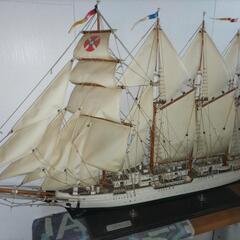 全長135センチ高さ約80センチ　木製　大型　帆船　船　模型