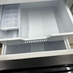 ジモティ来店特価!!　　冷蔵庫　　ハイセンス　　HR-D13E2W　2023　　J-0415