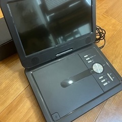 ポータブルDVD プレイヤー