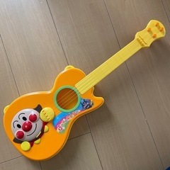 　アンパンマン  ギター　おもちゃ 