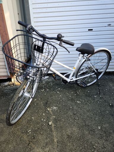 【北見市発】BELLFAST 自転車 GC9J17928 6段変速 27インチ 白 (E2653sht)