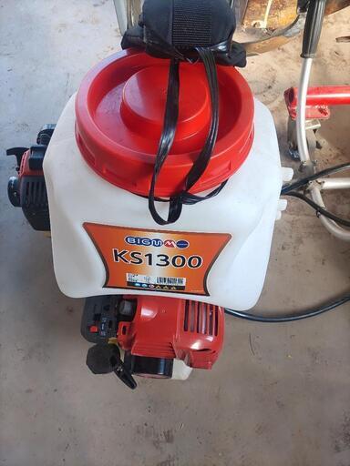 引き取り先決まりました。エンジン動力背負い噴霧機
