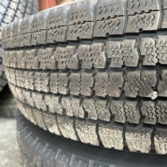 2トン　スタッドレスタイヤ6本