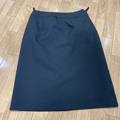 新品 服/ファッションレディース  スーツ スカート