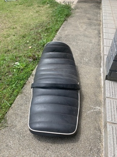 車のパーツ タイヤ、ホイール